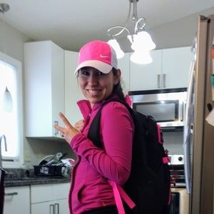 Meet your Posher, Twila